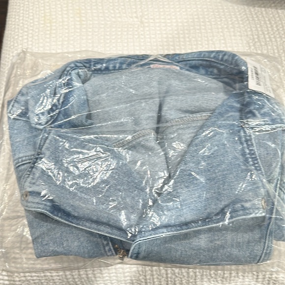 NWOT WALK THE WALK LIGHT WASH DENIM JACKET - Picture 4 of 4